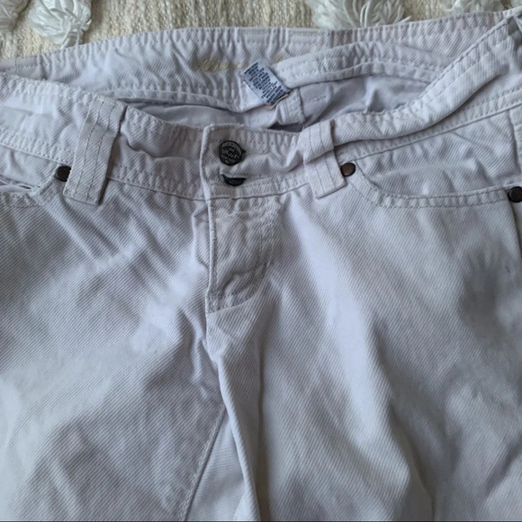 Abercrombie Y2K Lowrise White Jeans - Picture 2 of 9